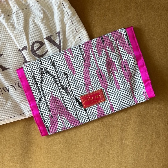 Animal print metal mesh Felix Rey Clutch - Picture 3 of 4